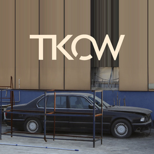 老汉夺走女警花第一次淫秽视播放网站无码
